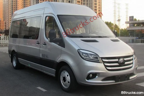 Yutong Tianjun V6 163 hp 2.3T Diesel 10-Seat Long Wheelbase Mid-Roof Light Bus Exterior