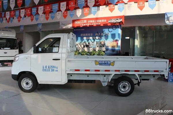 Kairui Xiaoxiang X3 2.5T 3.05m Single Row Pure Electric Flatbed Mini Truck 38.7kWh 4X2(6 wheels) Exterior (3) | 86Trucks