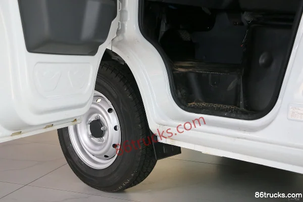Karry Jiangtun E5 Economy Version 2.5T 2-Seat 4.48m Pure Electric Panel Van 32kWh Cab (3) | 86Trucks