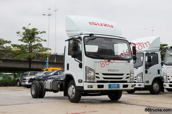 Jiangxi Isuzu Yifang EMT7 152 hp 4X2(6 wheels) 4.2m single-row van light truck Exterior