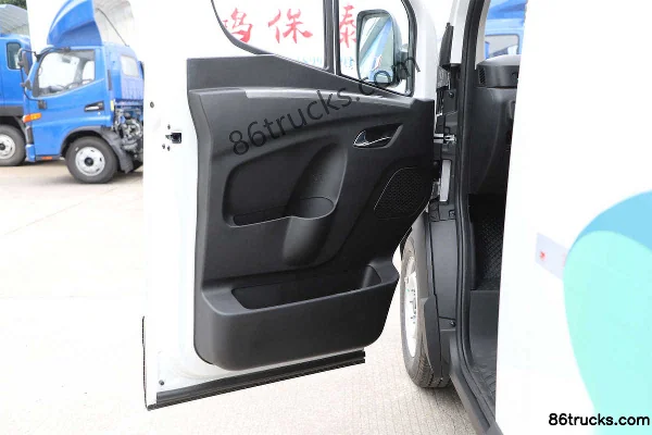 JAC Van Baolu V8 Ningde Navigator Edition 2-Seat 5.46m Electric Van 53.58kWh Cab (2) | 86Trucks
