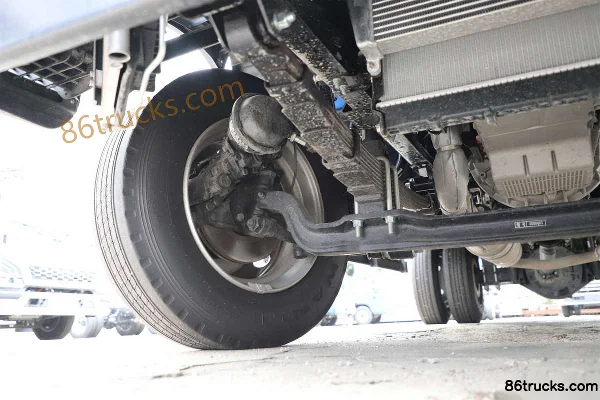 JAC V7 160hp 4X2(6 wheels) 5.2m Flammable Gas Box Van Chassis (2) | 86Trucks