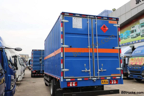 JAC V7 160hp 4X2(6 wheels) 5.2m Flammable Gas Box Van Body (2) | 86Trucks