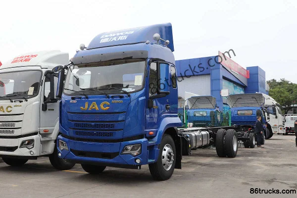 JAC Dewos T9 220 ch 4X2(6 roues) camion porteur fourgon 8,2 m cabine approfondie (China VI) Extérieur (3) | 86Trucks