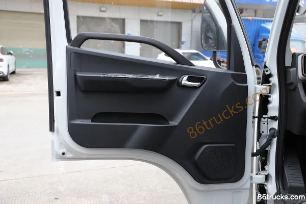 Foton Zhilan EM 4.5T 3.8m cabine simple camion léger fourgon électrique pur 59.4kWh 4X2(6 roues) Intérieur (2) | 86Trucks