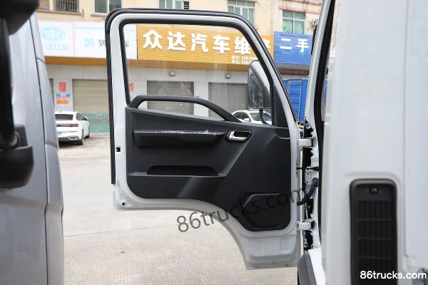 Foton Zhilan EM 4.5T 3.8m cabine simple camion léger fourgon électrique pur 59.4kWh 4X2(6 roues) Intérieur (1) | 86Trucks