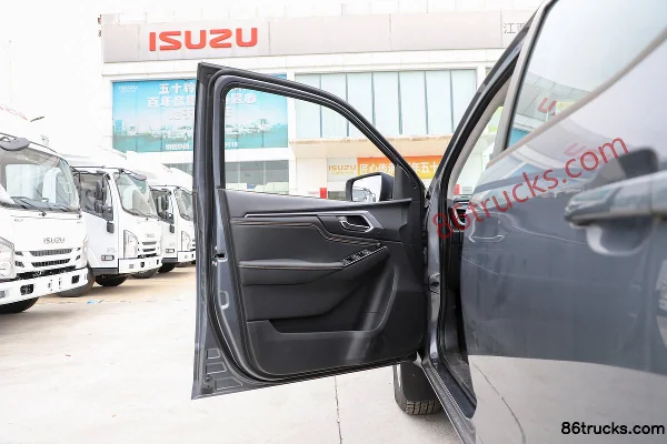 Jiangxi Isuzu Lingtuo 2023 modèle Linghang Edition 2.5T diesel 150ch deux roues motrices manuel empattement long double cabine pick-up Châss