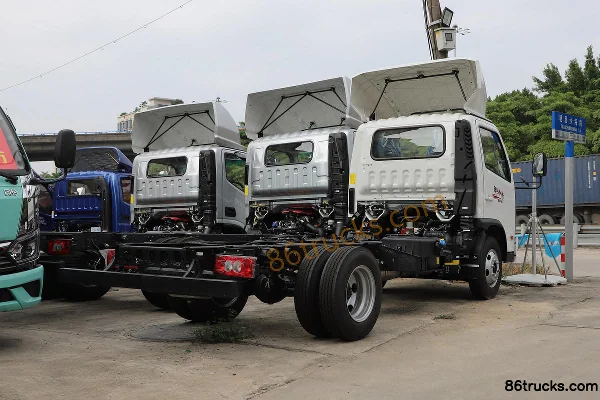 Foton Auman M Card 158hp 4X2(6 wheels) 3.815m single-row van mini truck (wide track) Exterior (3) | 86Trucks