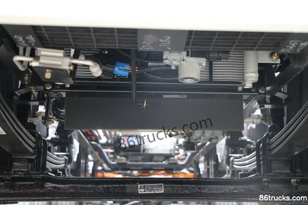FAW Jiefang Hu 6G 4.5T 4.16m Single Row Pure Electric Box Light Truck 131.98kWh 4X2(6 wheels) Chassis (3) | 86Trucks