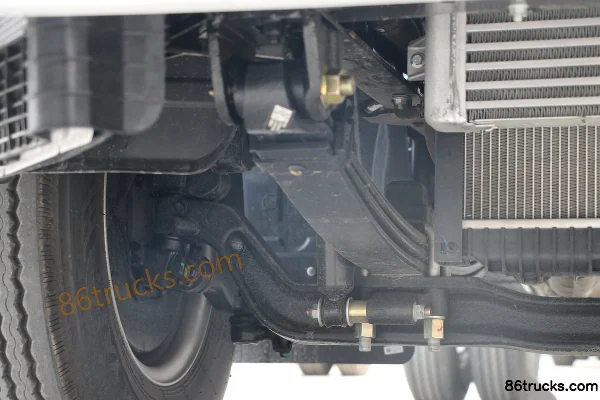 Foton Times Linghang Big G 2.0T 150 ch 4X2(6 roues) CNG 4.2 m single-row fence light truck Châssis (3) | 86Trucks