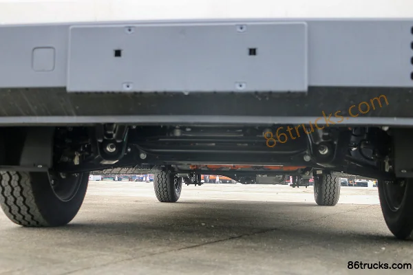 SRM Xinyuan E3L 2024 Custom Standard 3T 4.9m Electric Panel Van 41.86kWh Chassis (1) | 86Trucks