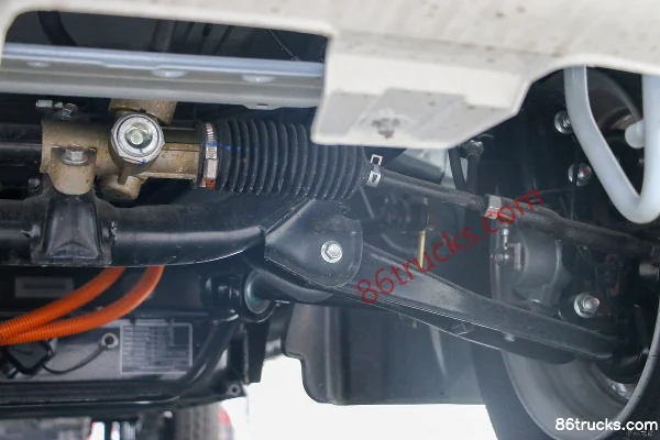 SRM Xinyuan Haoyun 4.5m Pure Electric Enclosed Truck (HuiChuan Motor) 38.64kWh Chassis (3) | 86Trucks