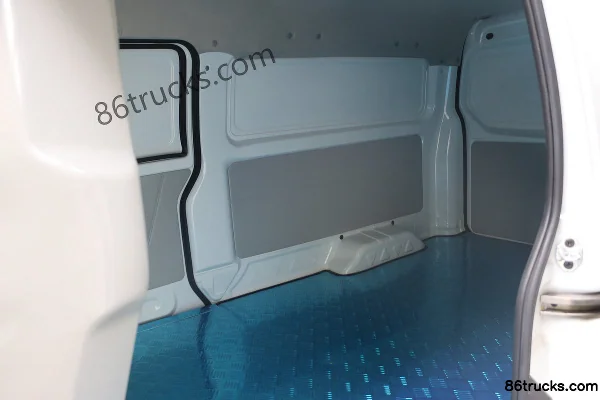 SRM Xinyuan Haoyun 4.5m Pure Electric Enclosed Truck (HuiChuan Motor) 38.64kWh Cargo Box (3) | 86Trucks