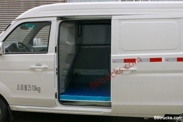 SRM Xinyuan Haoyun 4.5m Pure Electric Enclosed Truck (HuiChuan Motor) 38.64kWh Cargo Box (1) | 86Trucks