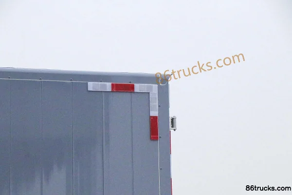 BYD T5DM Tech Edition 4.03m single-row plug-in hybrid box truck 55.39kWh 4X2(6 wheels) Body (3) | 86Trucks