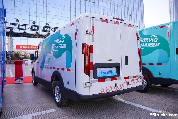 JAC Van Baolu V8 Ningde Dream Chaser Edition 2-Seat 5.46m Electric Van 53.58kWh Exterior (3) | 86Trucks