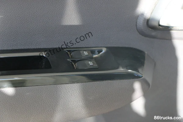 Foton Xiaojingang EV 4X2(6 wheels) 3.1m Single Row Pure Electric Dump Truck 41.86kWh Cab (2) | 86Trucks