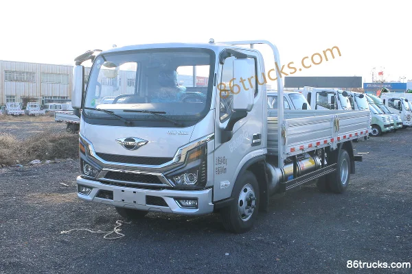 Foton Times Leader G5 158hp 4X2(6 wheels) 3.8m Row Half Wing Opening Box Van Light Truck Exterior (3) | 86Trucks