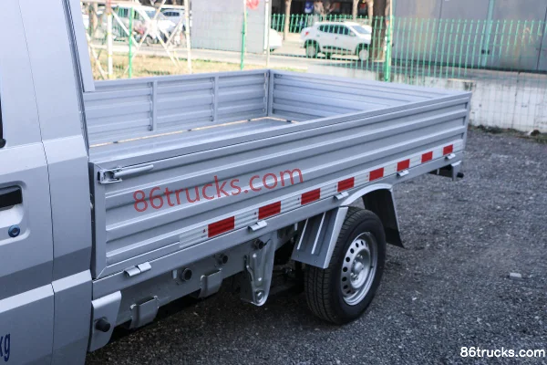 Wuling Electric Truck 2.5T 3.015m Single Row Pure Electric Flatbed Light Truck 41.14kWh 4X2(6 wheels) Body (1) | 86Trucks
