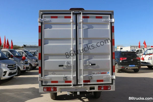 Changan Kuayue Xinbao T3 PLUS Luxury Edition 3.1T 3.2m Single Row Pure Electric Van Mini Truck 41.86kWh 4X2(6 wheels) Body (3) | 86Trucks