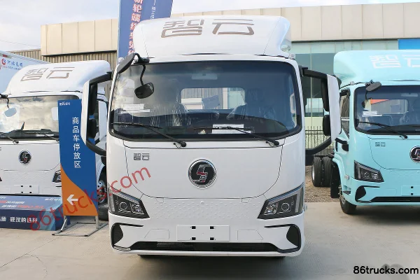 SHACMAN Commercial Vehicle Zhiyun S300 4.5T 4.08m Single Row Pure Electric Refrigerated Truck 100.46kWh 4X2(6 wheels) Exterior (2) | 86Truck