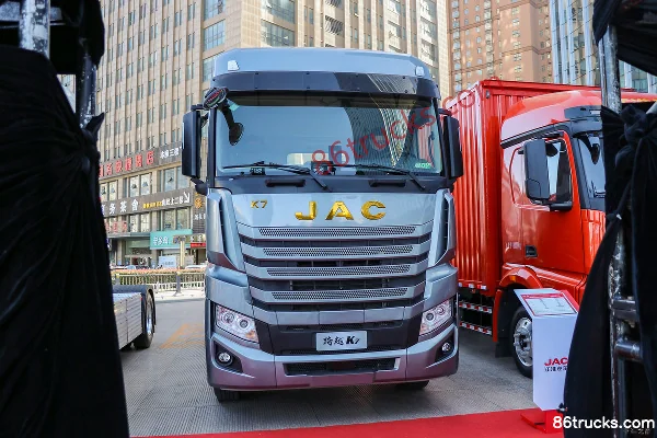 JAC Gallop K7 heavy truck 530 hp 6X4(10 wheels) LNG AMT automatic tractor truck (China VI) Exterior (2) | 86Trucks