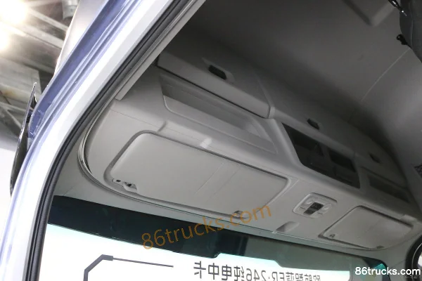 Auman Zhilan 18T 6.8m Electric Cargo Truck 246.67kWh 4X2(6 wheels) Interior (3) | 86Trucks