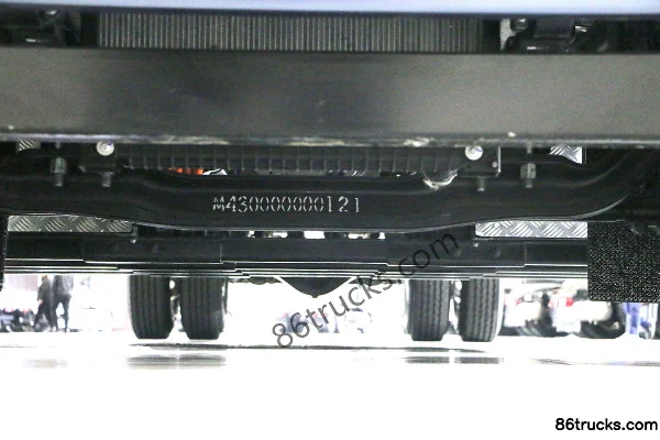 Auman Zhilan 18T 6.8m Electric Cargo Truck 246.67kWh 4X2(6 wheels) Chassis (1) | 86Trucks