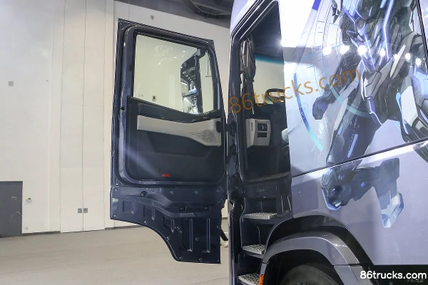 Foton Auman Galaxy 7 620 hp 6X4(10 wheels) Automatic Tractor Truck Cab (1) | 86Trucks