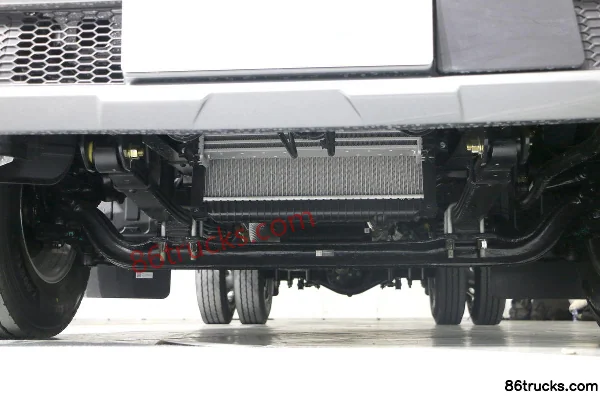 Foton Aoling Superspeed 158 hp 4X2(6 wheels) 4.14m single-row van light truck (WLY 5-speed) Chassis (2) | 86Trucks