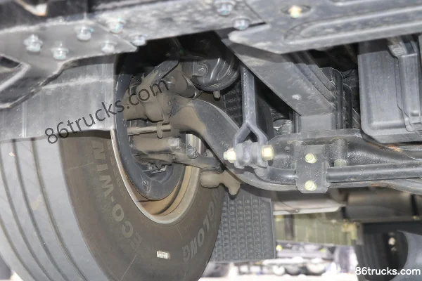 Foton Auman Galaxy 9 580ch 6X4(10 roues) tracteur routier LNG automatique Châssis (2) | 86Trucks