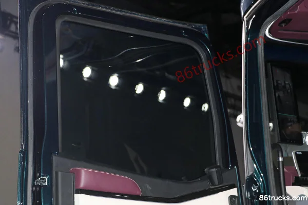 Foton Auman Galaxy 9 680 hp 6X4(10 wheels) AMT Automatic Tractor Truck Cab (3) | 86Trucks