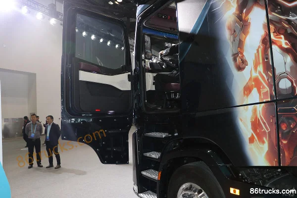 Foton Auman Galaxy 9 680 hp 6X4(10 wheels) AMT Automatic Tractor Truck Cab (1) | 86Trucks