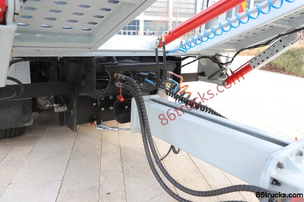 FAW Jiefang J6P 480 hp 6X4(10 wheels) LNG Vehicle Transport Truck Body (3) | 86Trucks