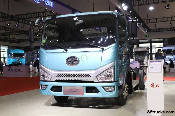 FAW Jiefang Tiger VH 3.0L CNG 129hp 4X2(6 wheels) Fast Gear 8-Speed 4.2m Single Row Flatbed Light Truck Exterior (3) | 86Trucks