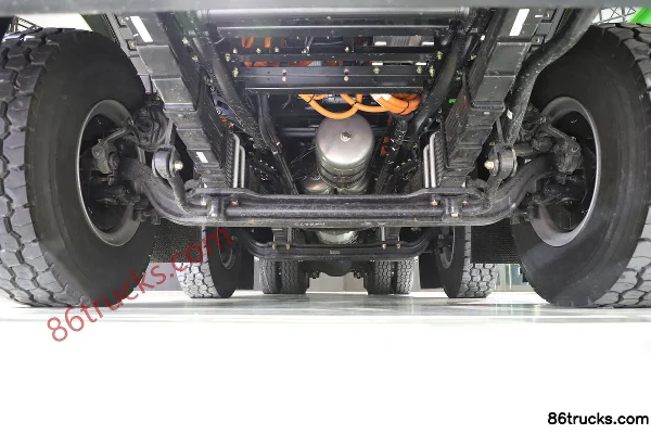 FAW Jiefang Qingdao JH6 8X4(12 wheels) 7.2m Pure Electric Dump Truck Chassis (1) | 86Trucks