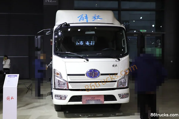 FAW Jiefang Leading Medium Body 4.5T 4.05m Single Row Fuel Cell Refrigerated Truck 30.13kWh 4X2(6 wheels) Exterior (2) | 86Trucks