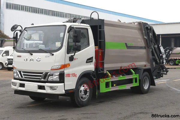 JAC Junling V7 170 hp 4X2(6 wheels) Compressed Garbage Truck (Chengliwei Brand) Exterior (3) | 86Trucks