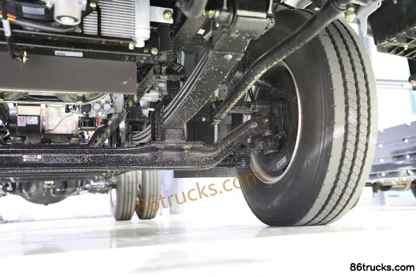 FAW Jiefang Tiger 6G 4.5T single-row pure electric refrigerated truck 131.98kWh 4X2(6 wheels) Chassis (3) | 86Trucks