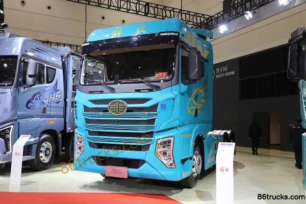 FAW Jiefang Qingdao Yingtu Business Class Free Edition 13.2L Diesel 620 hp 6X4(10 wheels) FAW Jiefang 12-speed AMT Automatic Tractor Truck E