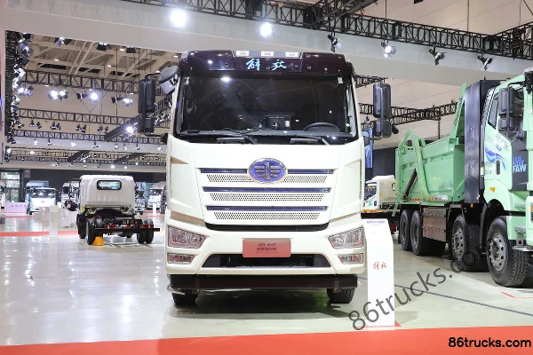 FAW Jiefang J6L 4X2(6 wheels) Pure Electric Washing and Sweeping Truck (Zoomlion Brand) Exterior (2) | 86Trucks