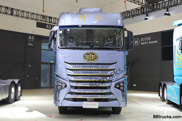 FAW Jiefang Qingdao New JH6 600hp 8X4(12 roues) 9.5m AMT automatic gearbox fence van truck Extérieur (2) | 86Trucks