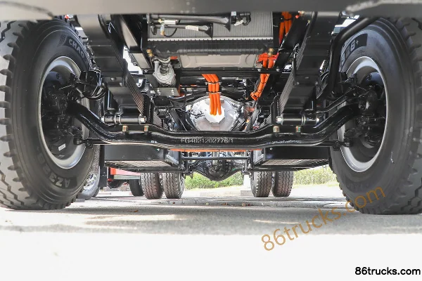 Sinotruk Warrior EM3 18T 4X2(6 wheels) 4.2m Semi-row Pure Electric Dump Truck 180.87kWh Chassis (1) | 86Trucks