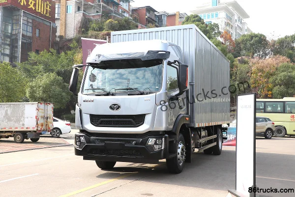 Sinotruk MAN M5 Medium Truck 290hp 4X2(6 wheels) 5.4m Van Truck Exterior (3) | 86Trucks
