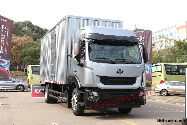 Sinotruk Sinotruk M5 medium truck Cargo Trucks