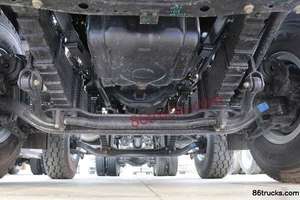 SHACMAN Delong X5000 Highway Standard Edition 460hp 8X4(12 wheels) 7.6m LNG Dump Truck Chassis (1) | 86Trucks