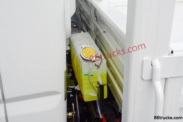 Feidi EV5 4.5T 4.15m single-row pure electric panel light truck 81.87kWh 4X2(6 wheels) Chassis (3) | 86Trucks
