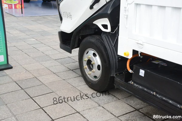Feidi EW7 4.5T 4.18m Single Row Pure Electric Cargo Box Light Truck 131.98kWh 4X2(6 wheels) Chassis (1) | 86Trucks