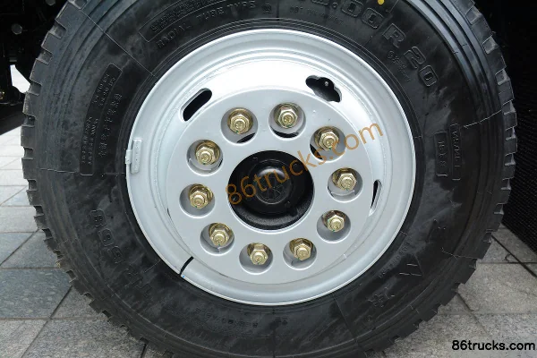 Feidi Jinniu WX7 220 hp 4X2(6 wheels) 5.8m Dump Truck Chassis (3) | 86Trucks
