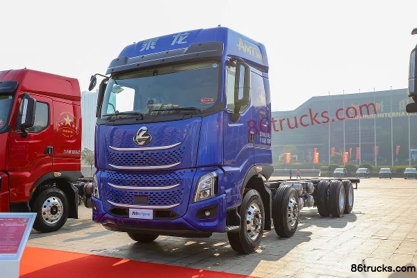 Dongfeng H7 Pro 11.8L Diesel 520 hp 8X4(12 wheels) Fast Gear 12-speed 9.47m Stake Truck Exterior (3) | 86Trucks